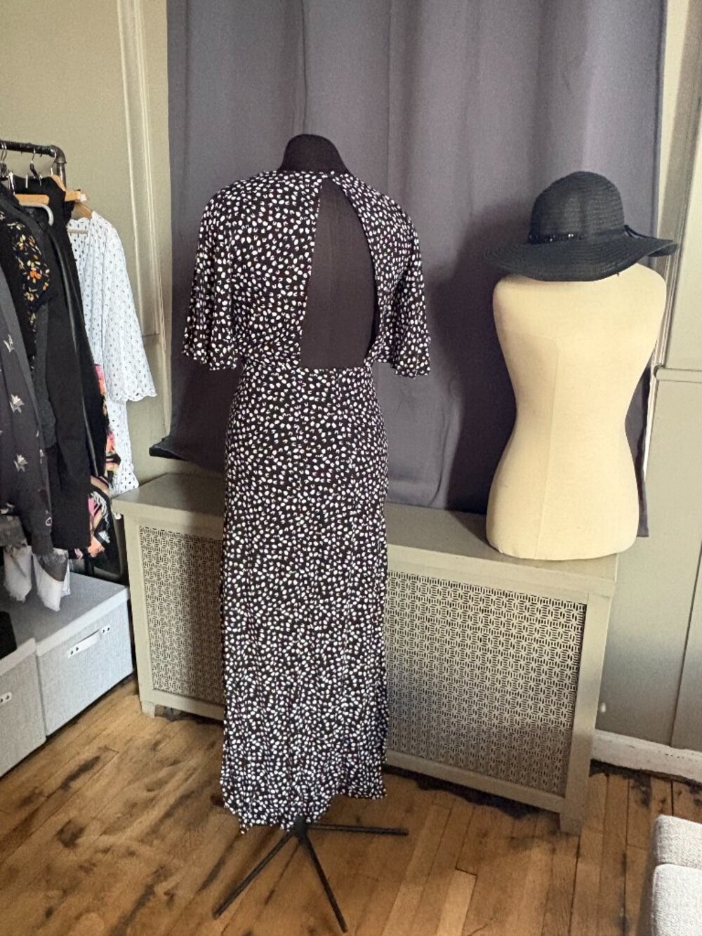 Topshop Austin Spot Print Midi Dress in Monochrome - Picture 6 of 10